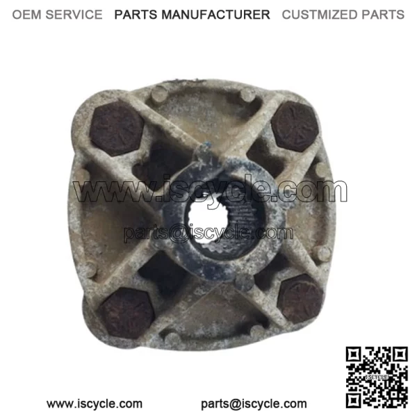 1992 POLARIS TRAIL BOSS 350L REAR WHEEL HUB OEM#2200341 2216(L-2)